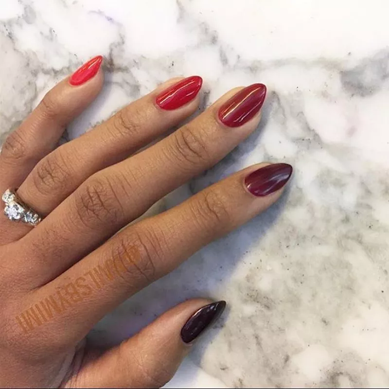 Nail Design Ideas: Cranberry Fade(@themimid)