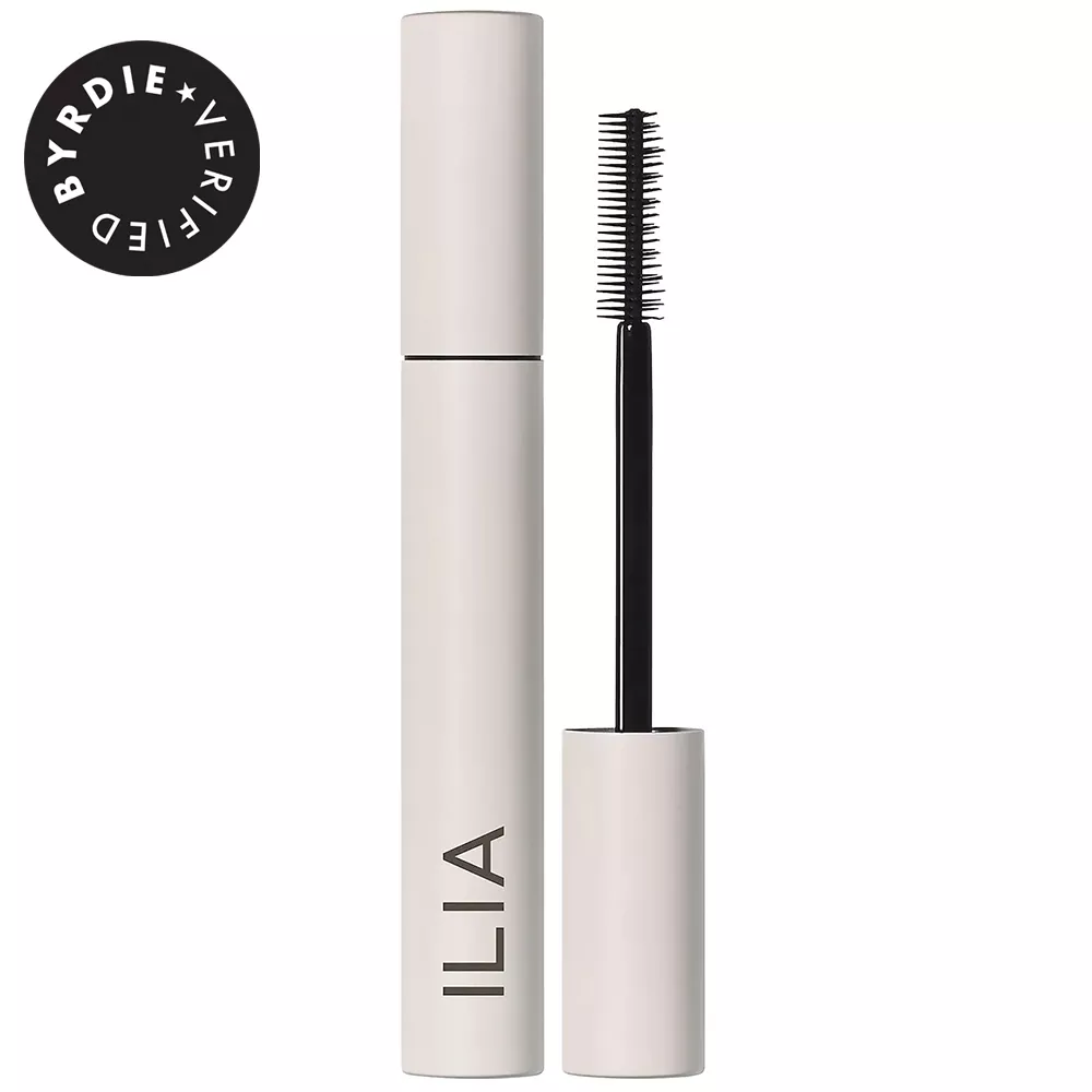the best Clean mascaras we test: ILIA Beauty Limitless Lash Mascara.