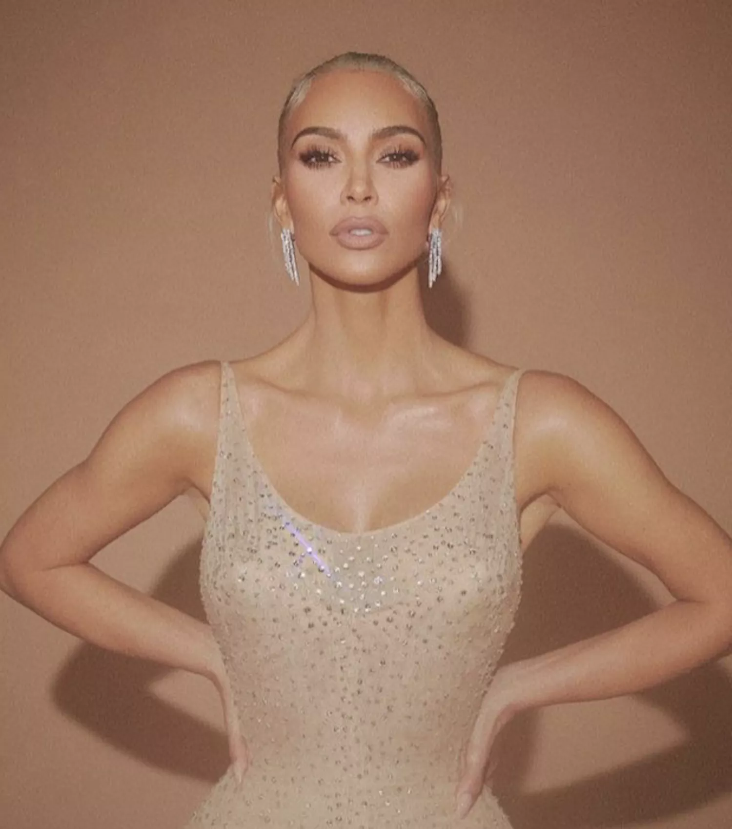 Kim Kardashian's Greatest Hair Moments: Platinum Blonde Updo