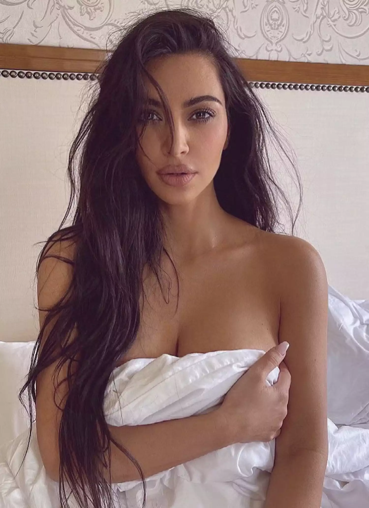 Kim Kardashian's Greatest Hair Moments: Air-Dried Texture