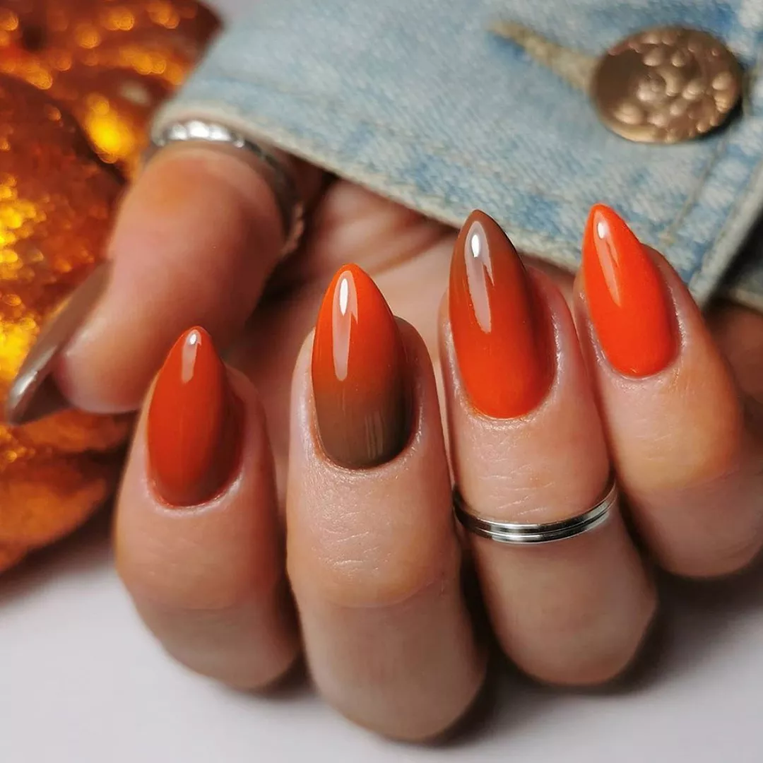 Nail Design Ideas: Burnt Orange Ombré(@the_gelbottle_inc / Instagram)